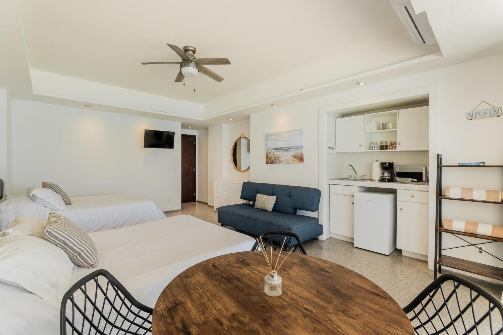 *Turquoise Escape- Beachfront Studio By Casa Paraiso* Cancún Exterior foto